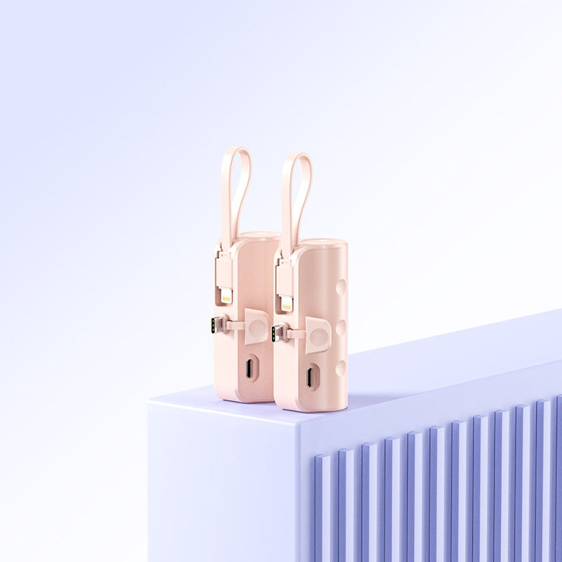 5000mAh Type C Output Mini Capsule Power Bank with Built-in Lip Cable and Lithium Battery